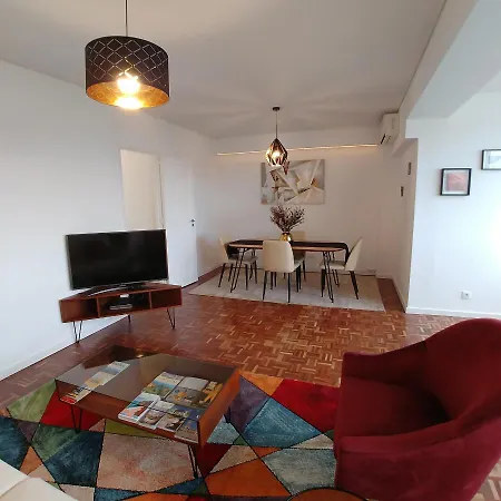 Tagus Life Areeiro Лиссабон