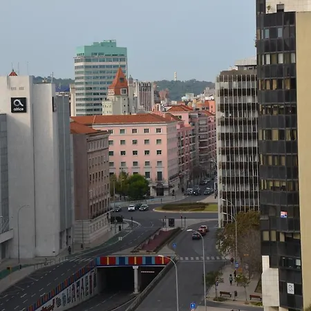 Tagus Life Areeiro Лиссабон