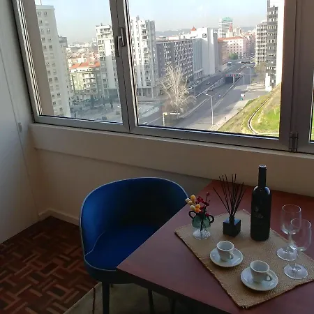 Tagus Life Areeiro Апартаменты