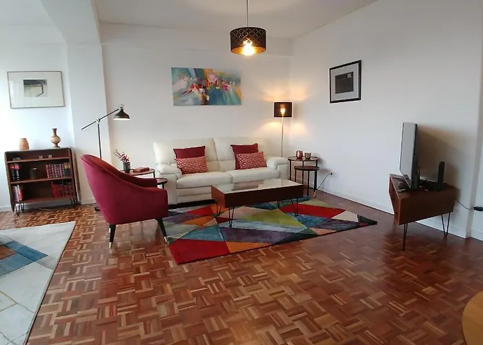 Tagus Life Areeiro ליסבון