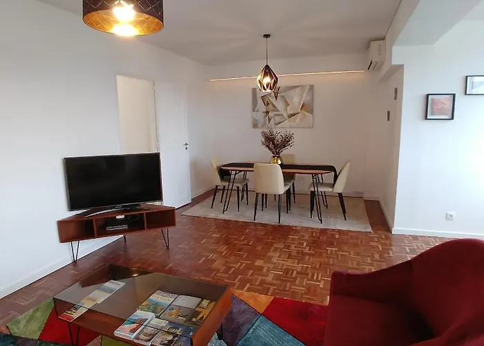 Tagus Life Areeiro ליסבון