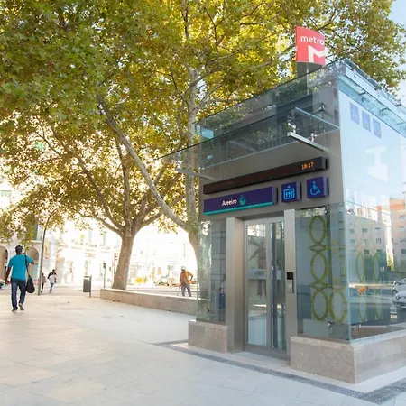 Tagus Life Areeiro *